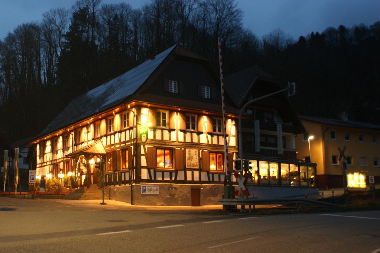Landgasthof Rebstock Ottenhofen im Schwarzwald Bagian luar foto